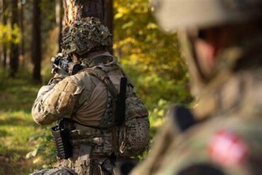 US Army to Globally Deploy Advanced Danish Wearable Counter-Drone Systems in $26M MyDefence Deal