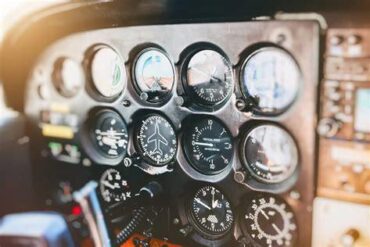 The Basics of the Cockpit Of a Plane