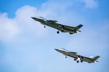 China Asserts J-20 Stealth Fighter Flew Undetected Near Japan, Sparking Regional Alarm
