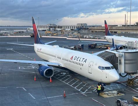 Delta Leaves US Passenger Stranded in Sicily Without Compensation After Canceled Flight to New