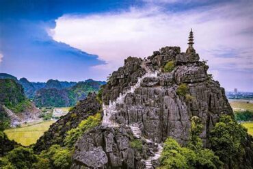 Ninh Binh’s Tourism Department Takes Immediate Action to Safeguard Tourists and Locals Ahead of Storm No. 3