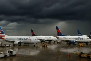 Over 1,290 Flights Cancelled in One Day Across Major U.S. Cities Amid Widespread Storm Chaos