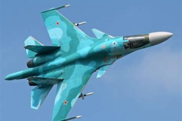 Russian Su-34 Fighter Jet Crashes Near Nizhny Novgorod: One Pilot Missing, Military Readiness Questioned