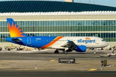 U.S. Airlines Ramp Up Expansion into Mexico: New Routes from Major Cities as Florida's Appeal Diminishes