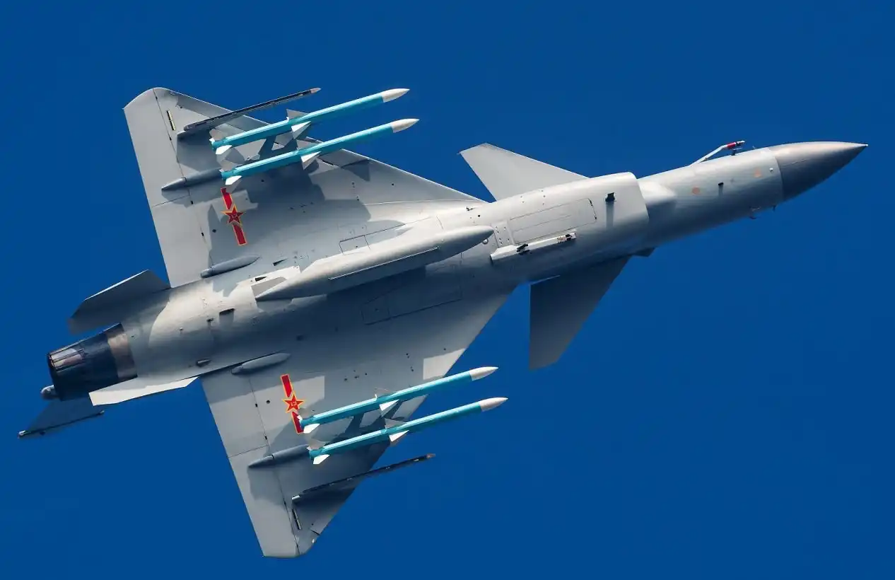 j-10c vigorous dragon showing canard-delta wing design