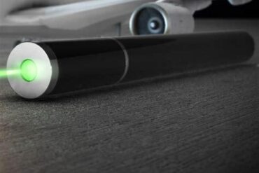 Why Laser Pointers Can Be Dangerous For Airplanes Why Laser Pointers Can Be Dangerous For Airplanes