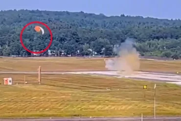 Leaked Video Shows Accidental F-15D Ejection at Barnes Air National Guard Base Leaked Video Shows Accidental F-15D Ejection at Barnes Air National Guard Base