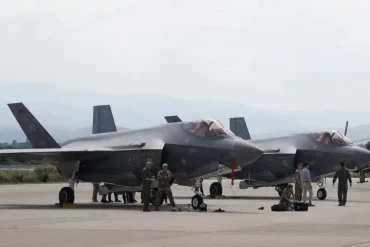Canada Pushes Full Steam Ahead on F-35 Acquisition Despite Turbulence