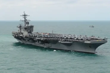 How a French Submarine Outsmarted a $4.5B U.S. Aircraft Carrier — And Changed Naval Warfare Forever How a French Submarine Outsmarted a $4.5B U.S. Aircraft Carrier — And Changed Naval Warfare Forever