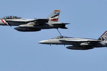 How the US Navy Uses the F/A-18E vs. F/A-18F Super Hornet Variants