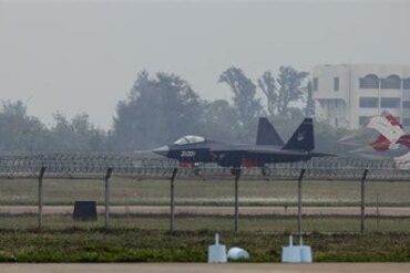 China Is Building Fifth-Generation Warplanes Far Faster than America