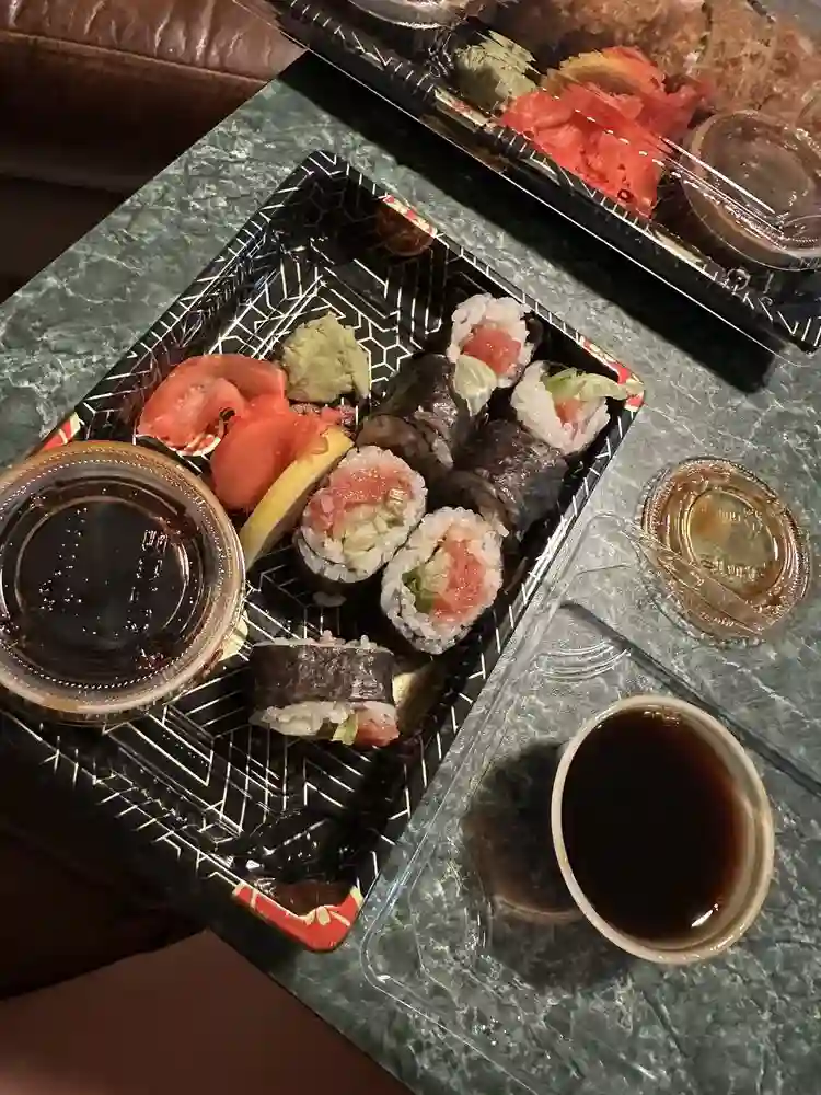 china one boca raton Spicy tuna roll