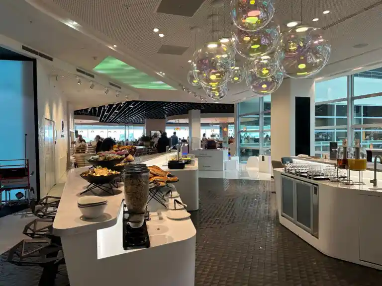 food selection brussels airlines lounge brussels