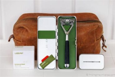 Traveling with a Safety Razor: What You Need to Know Before Flying