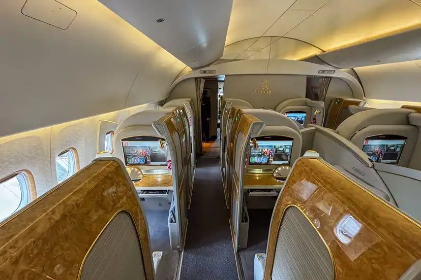 Emirates First Class Miami to Bogota 1-2-1 configuration