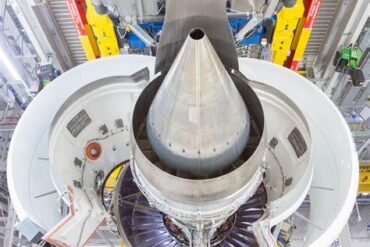 Why the Airbus A330neo Relies Solely on the Rolls-Royce Trent 7000 Engine