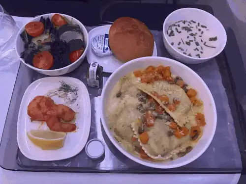Flight Review: Delta One Suites (767-400) from New York to Buenos Aires ...