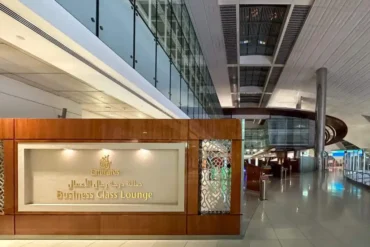 Inside Emirates’ Opulent DXB Business Class Lounge Experience