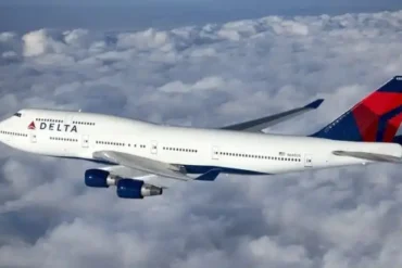 Do the Boeing 747-400 and 757 Share the Same Engine Family?