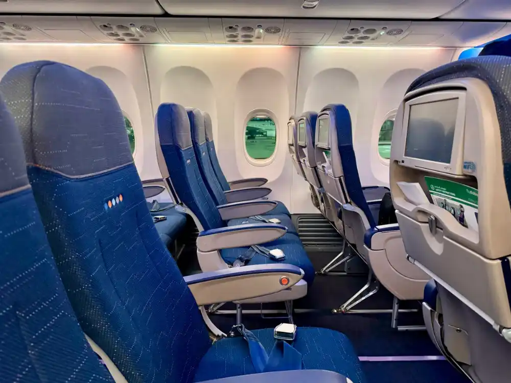 Flydubai Boeing 737-800 Economy Class