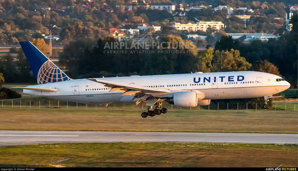 N784UA - United Airlines Boeing 777-200ER at Munich