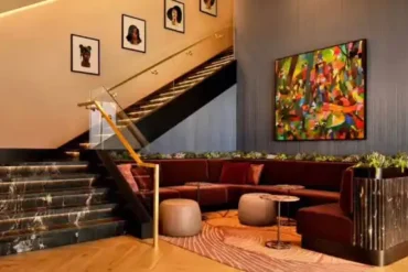 New 87-Seat Chase Sapphire Lounge Opens at LAS With Exclusive Champagne Parlor