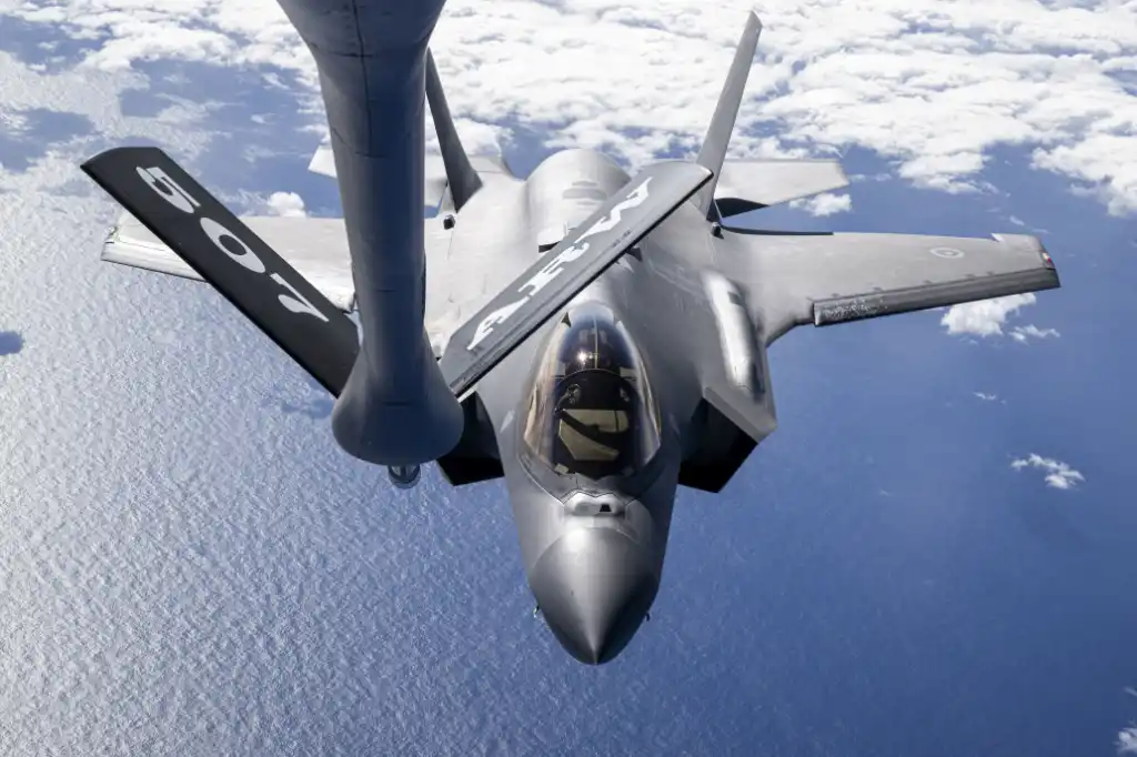 RAAF F-35As conduct aerial refueling with USAF KC-135