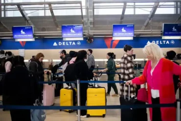 Tech Trouble Grounds Delta: Network Outage Paralyzes Detroit Hub