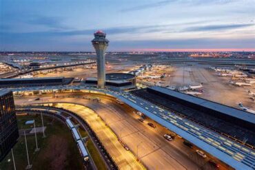 American Airlines Grounded at Chicago O’Hare After Snow Melter Fire Sparks Airport Chaos