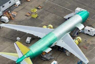 Boeing Seeks FAA Emissions Waiver for 777F as 777-8F Delays Threaten Cargo Market Stability