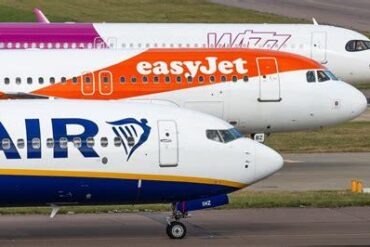 Budget Airlines Under Fire for Misleading Cabin Bag Prices: EasyJet, Ryanair, and Wizz Air Accused of Price Inflation Budget Airlines Under Fire for Misleading Cabin Bag Prices: EasyJet, Ryanair, and Wizz Air Accused of Price Inflation