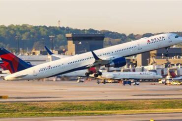 Delta and United: The Twilight of the Boeing 757-300 Era
