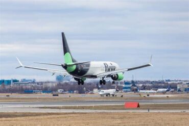 Can You Really Endure a 10-Hour Flight on a Boeing 737?