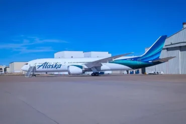Alaska Airlines Debuts Its First Boeing 787-9 Dreamliner in Striking Aurora Livery