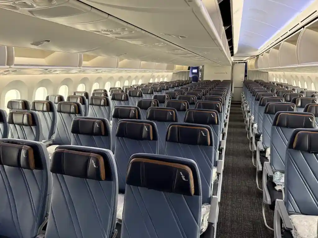 American Airlines Boeing 787-9P Economy