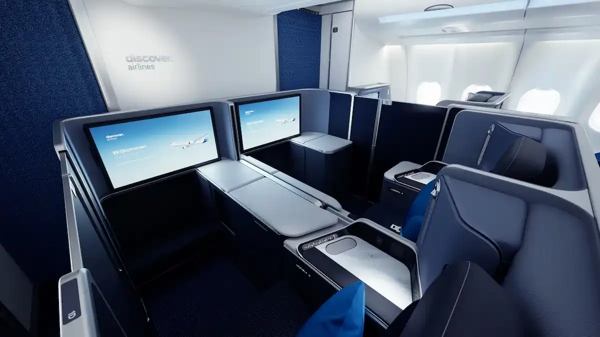 Discover Airlines Airbus A330 business class plus suite with privacy door