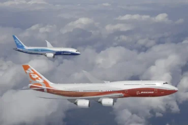 Do-the-Boeing-747-8-and-787-Dreamliner-Use-the-Same-Engine?