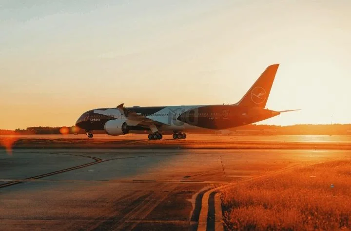 Lufthansa Boeing 787 Dreamliner with 100-year anniversary livery at sunset