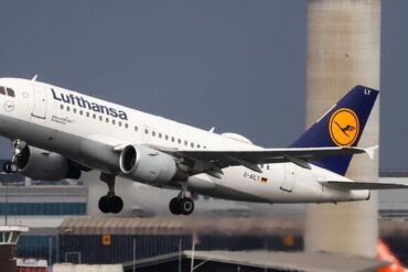Lufthansa Group Moves to Ban In-Flight Power Bank Use Across All Its Airlines