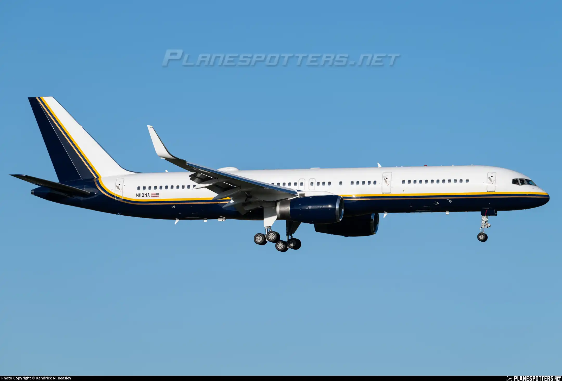 N119NA United States Department of Justice Boeing 757-223(WL)