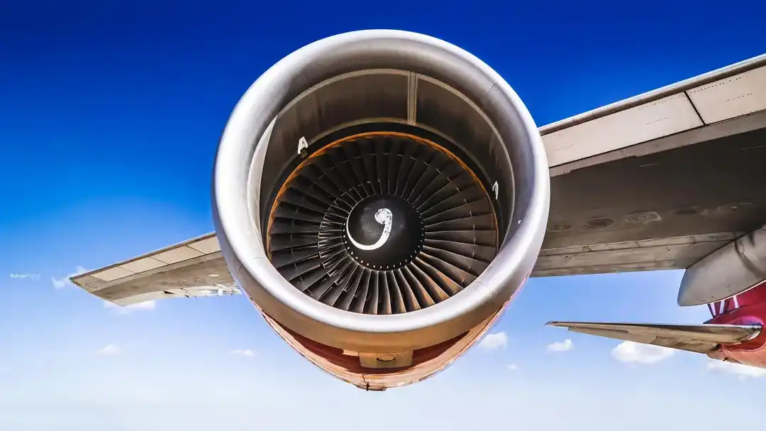 Virgin Orbit 747-400 and the General Electric CF6-80C2