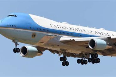 US Air Force Secures $400M Backup Plan Amid Air Force One Delays