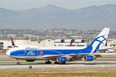 The Aircraft Replacing the Iconic Boeing 747 Freighter: How the Quadjet Era Gave Way to Smarter Giants