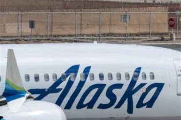Alaska Airlines Soars Higher: 45% More Flights from San Diego by 2026