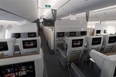 Elevated Luxury in the Skies: What Passengers Can Expect on American Airlines' New 787-9 Long-Haul Aircraft