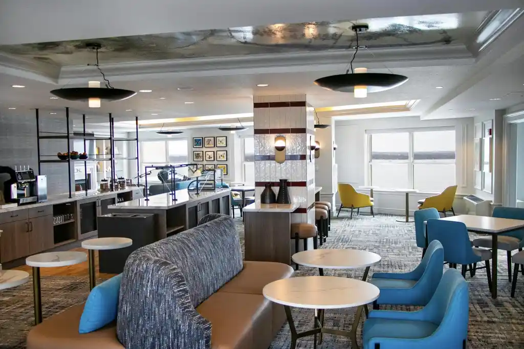 hilton hotel executive lounge access for diamond members