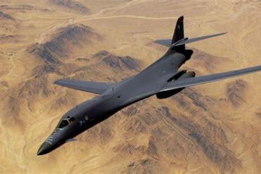 How Many B-1 Bombers Are Left in 2026? Inside the Shrinking Fleet of America’s Supersonic Lancer