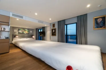 Marriott’s RYSE Seoul Curator Suite: The Giant Bed That Defies Belief