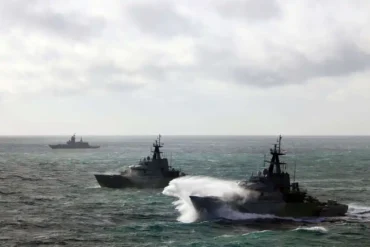 Royal Navy Monitors Russian Corvette and Tanker During High-Profile English Channel Transit Royal Navy Monitors Russian Corvette and Tanker During High-Profile English Channel Transit