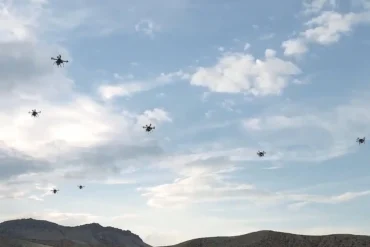 Türkiye Demonstrates Live Autonomous Kamikaze Drone Swarm as HAVELSAN Advances Deployable Digital Troops